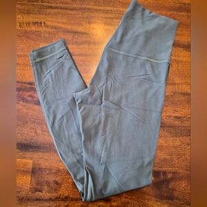 Green Aligns Sz 6 Lululemon